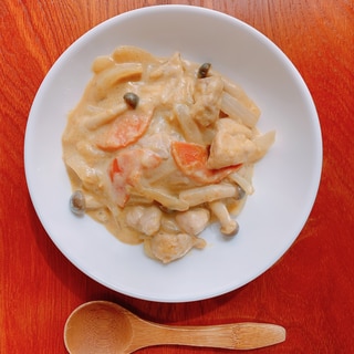 鶏もも肉と野菜のクリーム煮‪